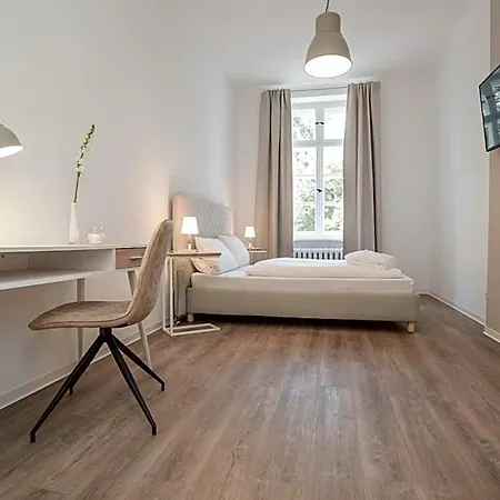 Хостел Boardinghouse - By Frei! Holidays Фленсбург