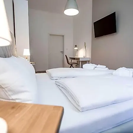 Boardinghouse - By Frei! Holidays Хостел *